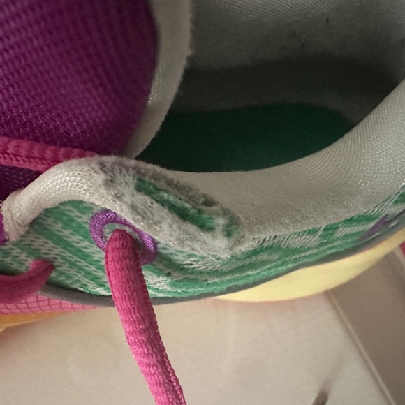 Used GUC KD 16 ASW size 9 MEN/ 10.5 Women’s - Picture 4 of 8